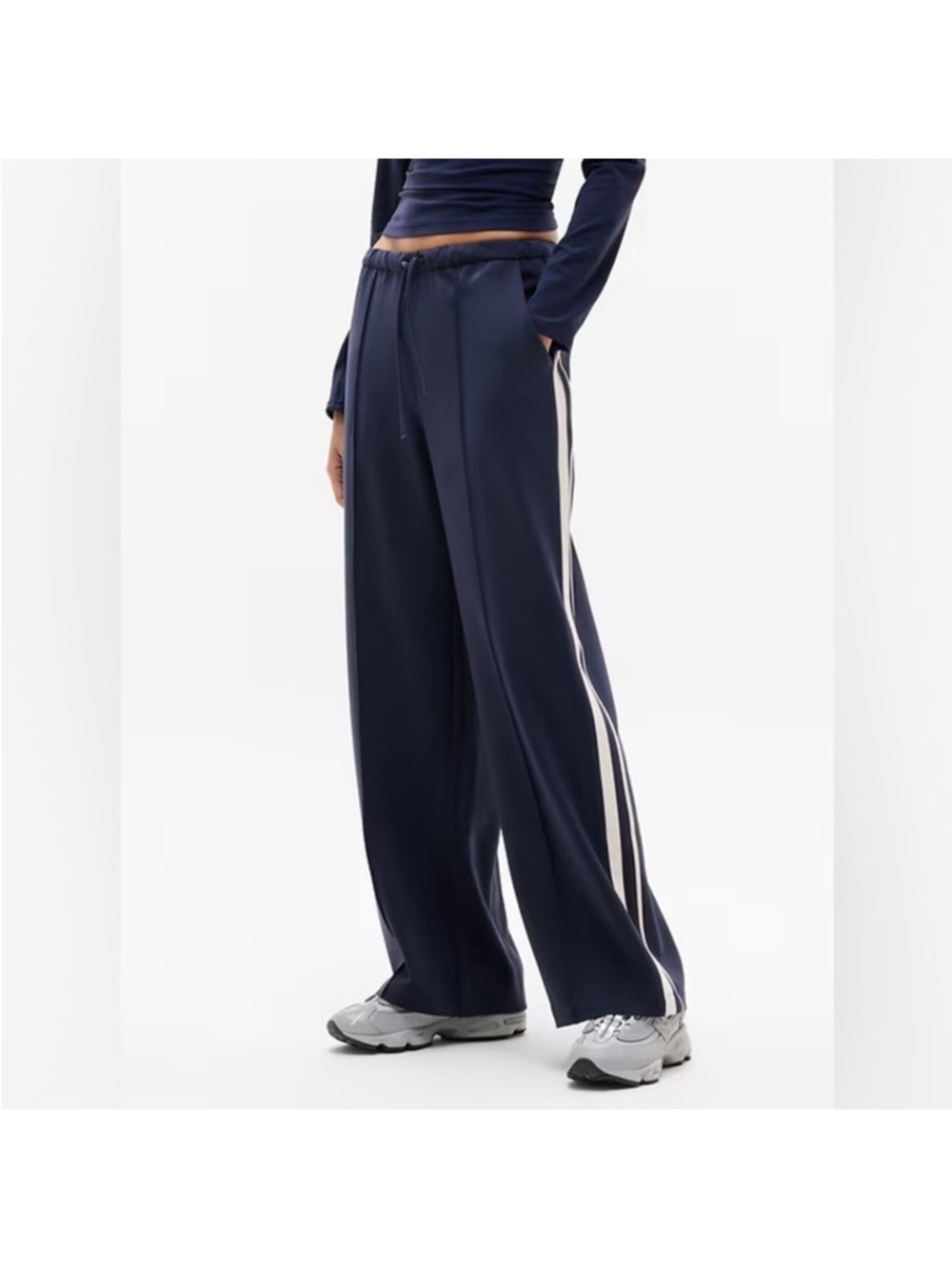 NWT Athleta MVP Mid Rise Side Stripe Pant Eclipse Navy/Bone White Track Large